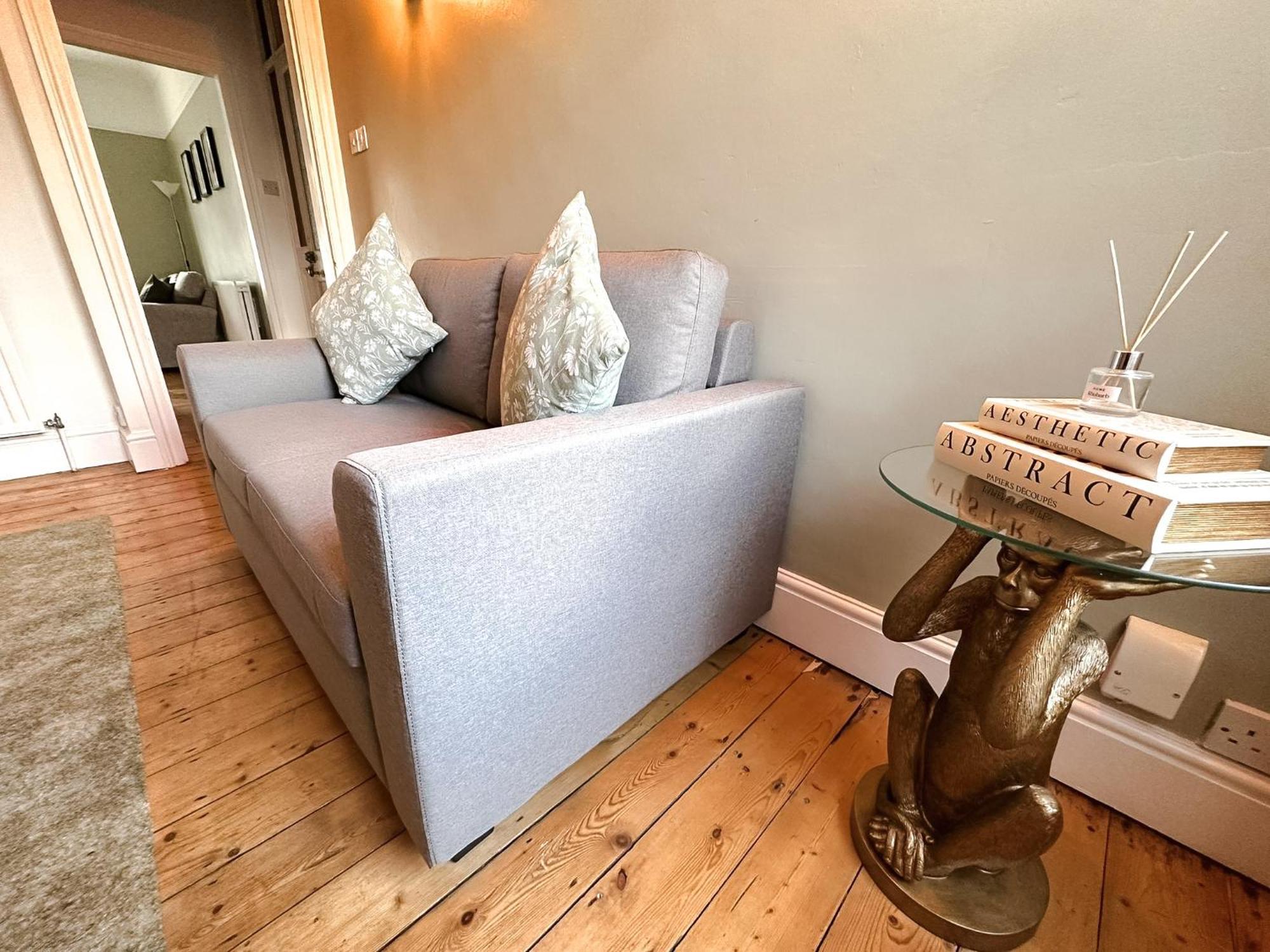 Cecil House - Stylish 2-Bed, Sleeps 5 Guests, Free Parking, Close To Cathedral, Bars & Restaurants Lincoln Exterior photo